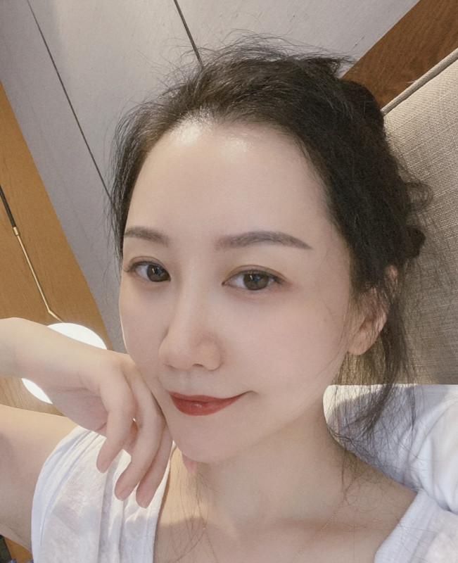 木渎公寓的爆乳少妇心心